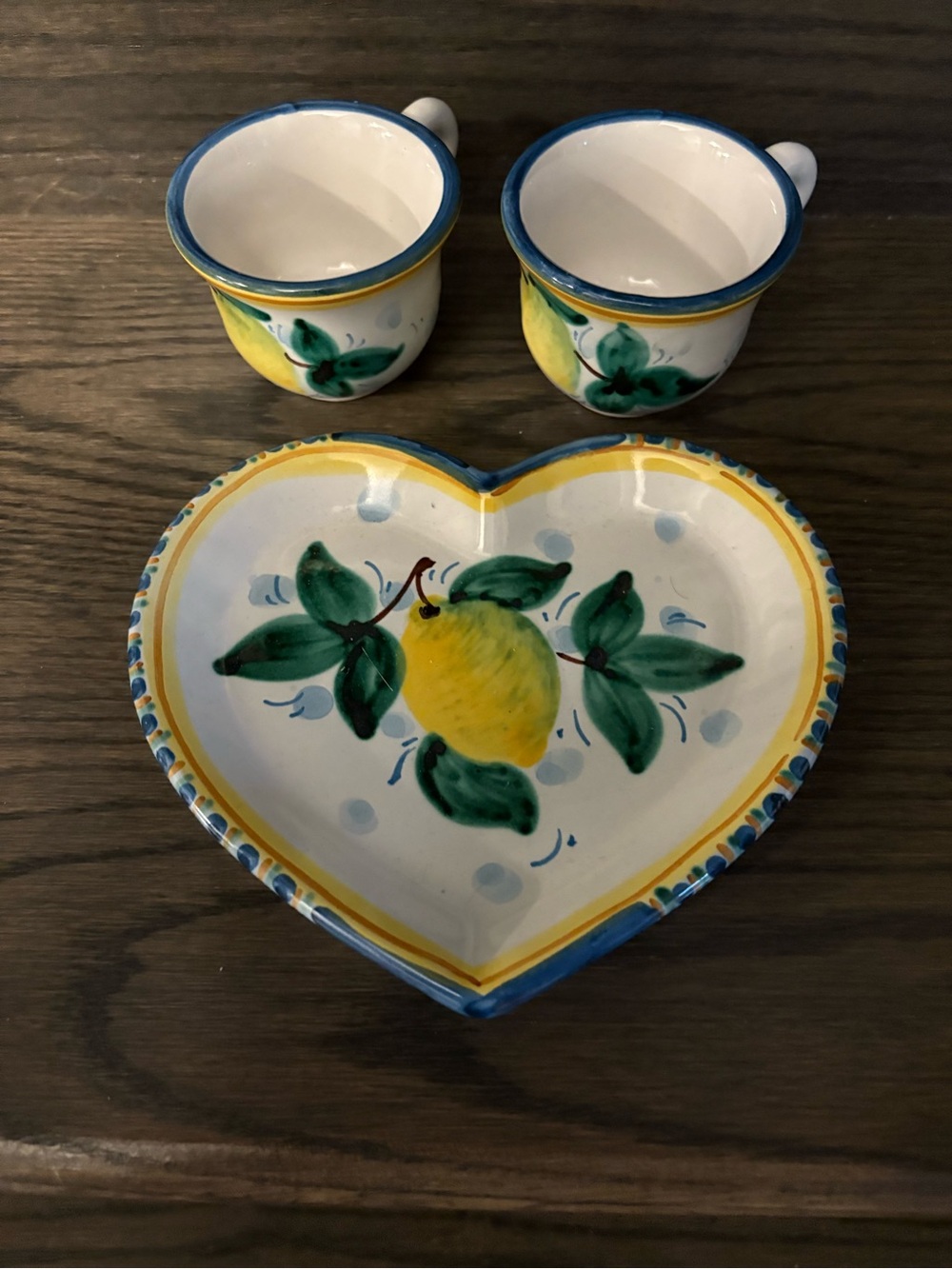 Cappuccino cups & heart plate from Italy new